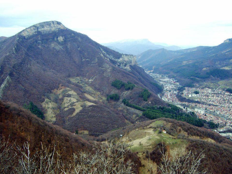 Villa Nanevi Teteven Bagian luar foto